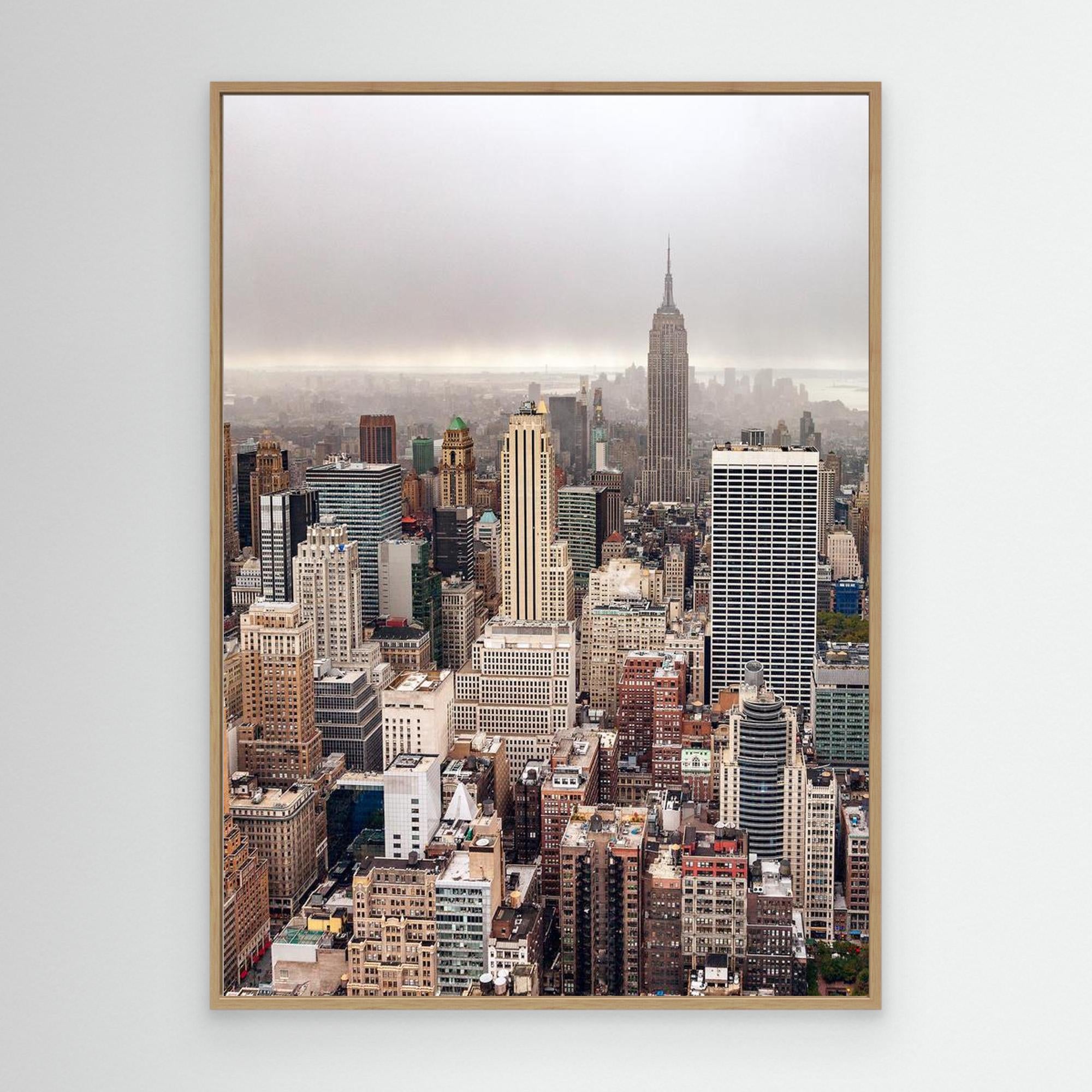 Foggy day in Manhattan by Par Soderman Canvas