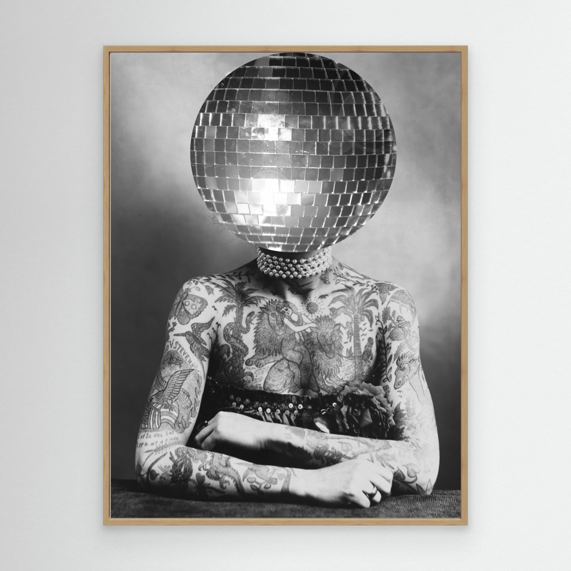 DISCO VINTAGE PORTRAIT by The Art Concept Canvas